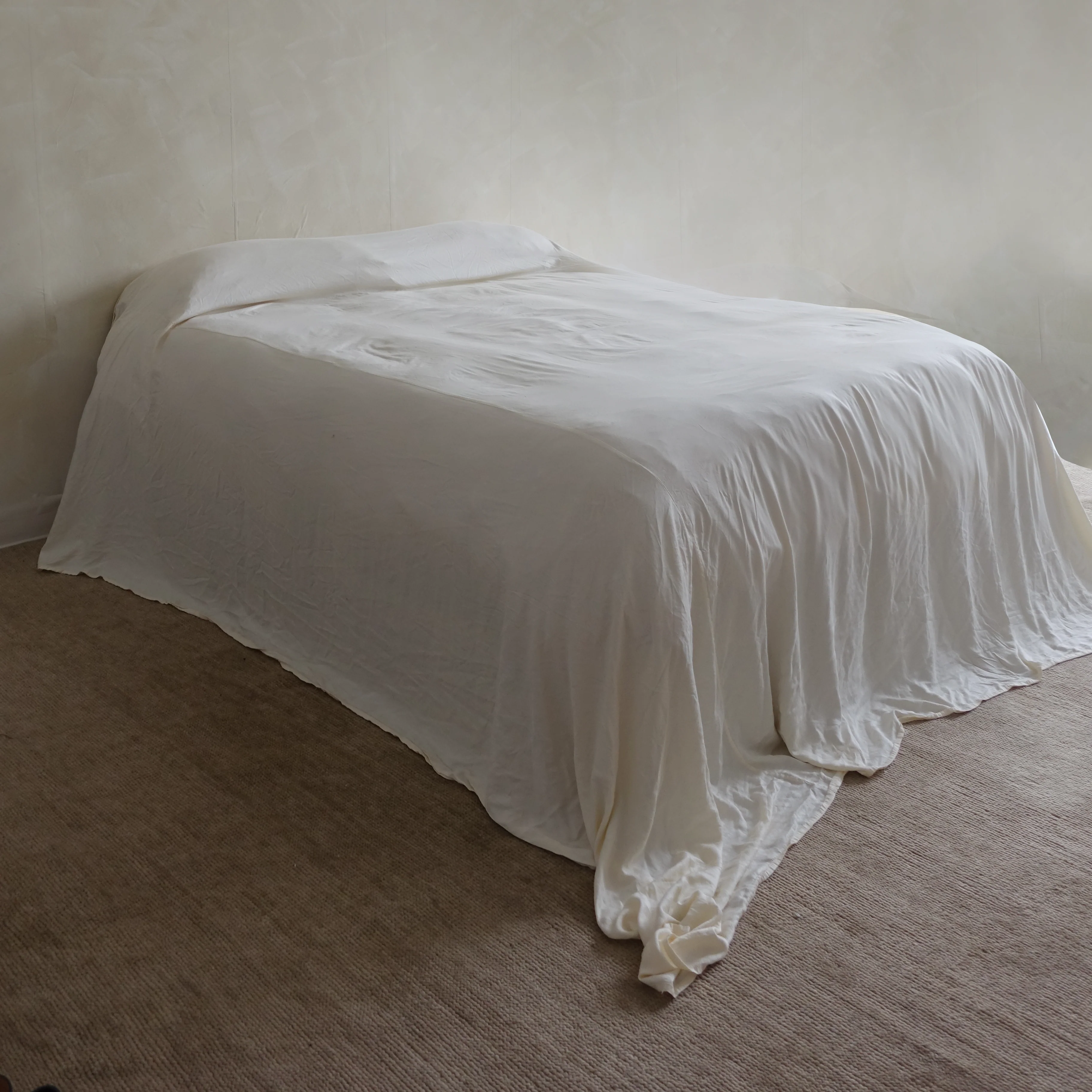 Full Coverage Bed Cover - Image 3