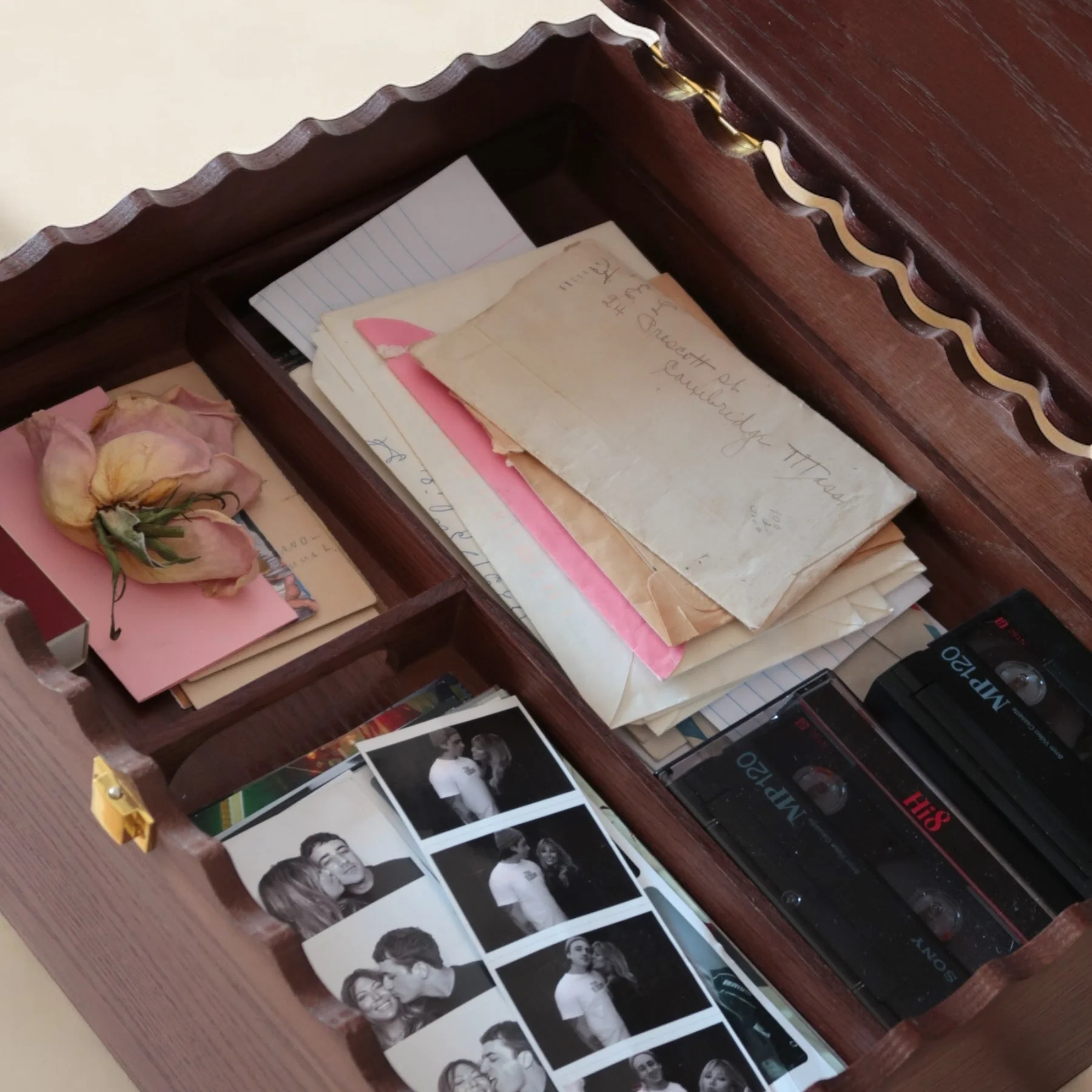 The 2-in-1 Keepsake Case (Earlier Version) - Image 7